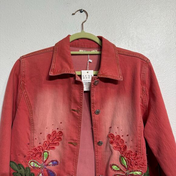 Luxe Moda Pink Denim Floral Embroidered Jean Jacket Sz NWT - Picture 3 of 13